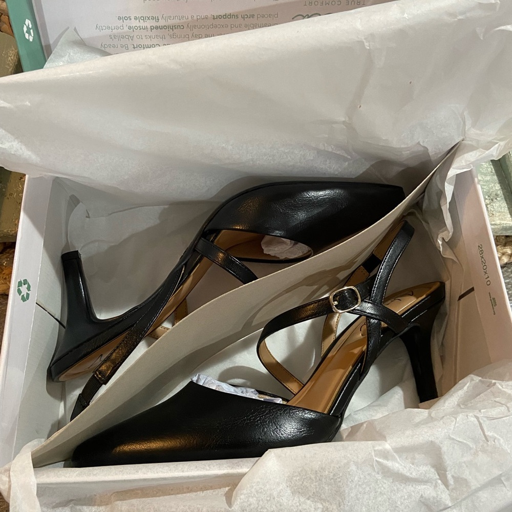Abella Black Women's Slingback Heels - Picture 8 of 12